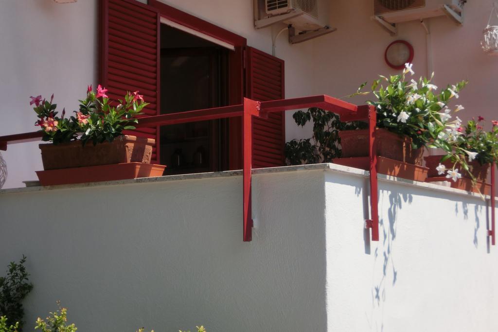 Annavi Bed and Breakfast Bari Exteriör bild